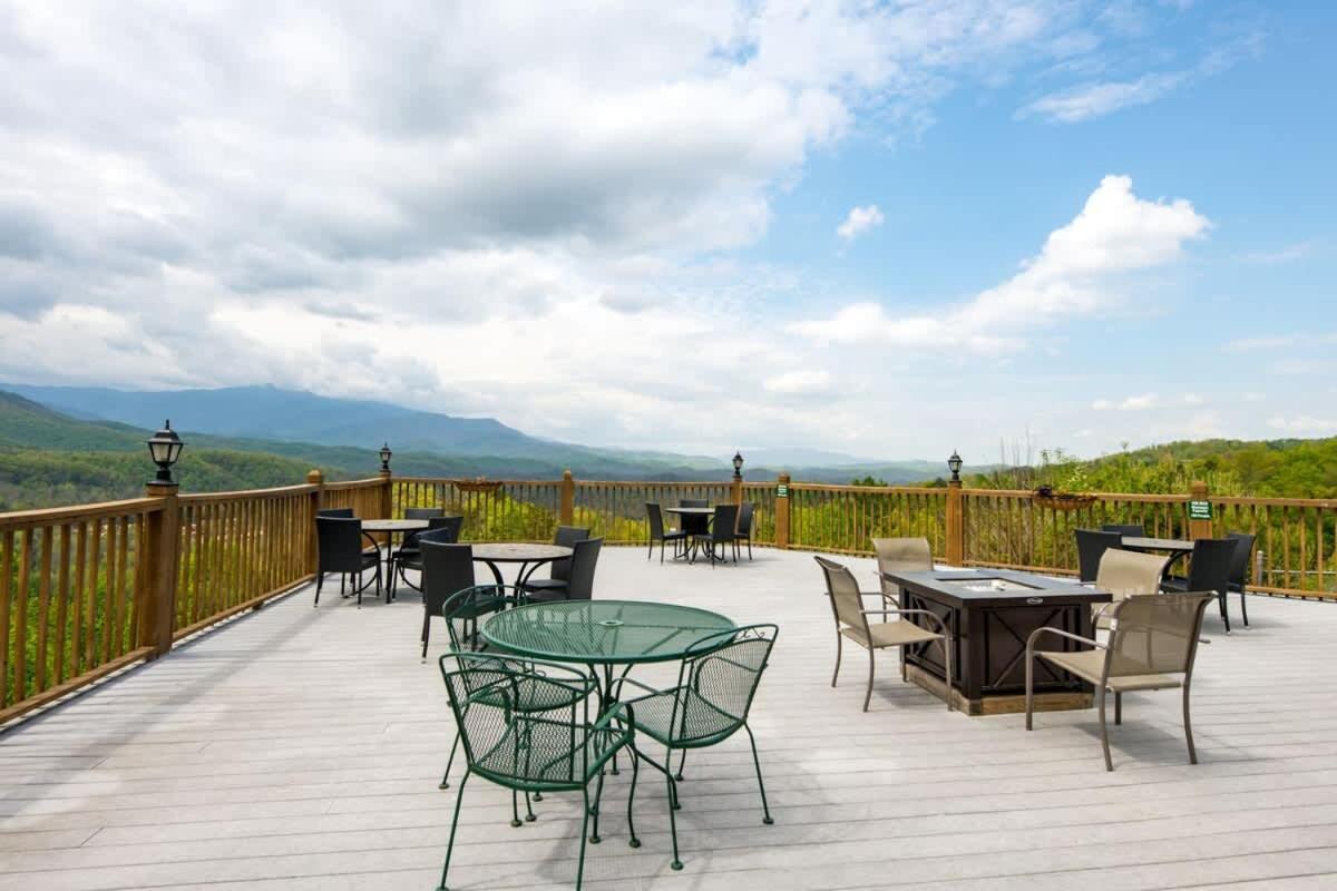 Mountain Twilight Villa Gatlinburg Exterior photo